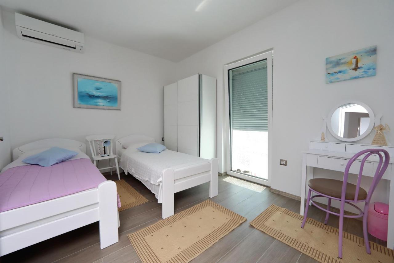 Apartmani Marina S Pogledom, Sukošan Εξωτερικό φωτογραφία