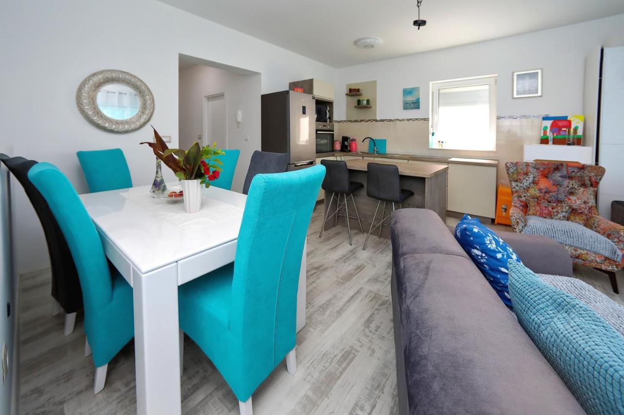 Apartmani Marina S Pogledom, Sukošan Εξωτερικό φωτογραφία