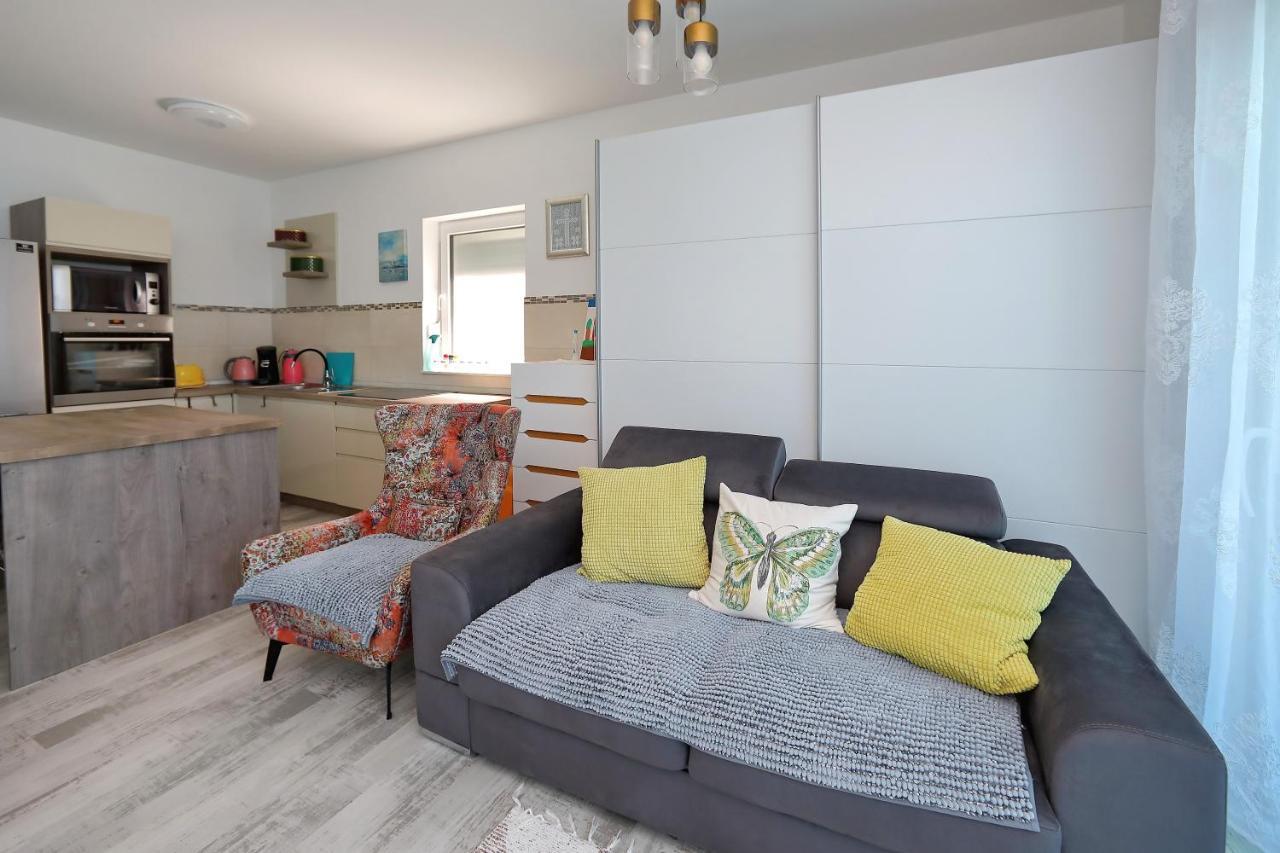 Apartmani Marina S Pogledom, Sukošan Εξωτερικό φωτογραφία