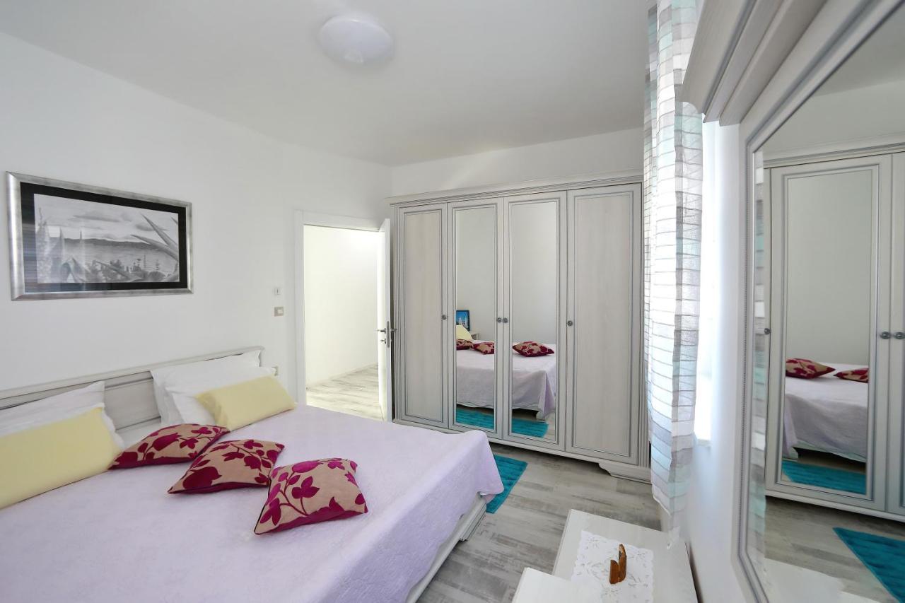 Apartmani Marina S Pogledom, Sukošan Εξωτερικό φωτογραφία