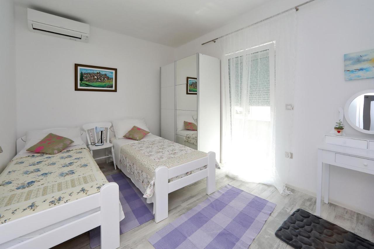 Apartmani Marina S Pogledom, Sukošan Εξωτερικό φωτογραφία