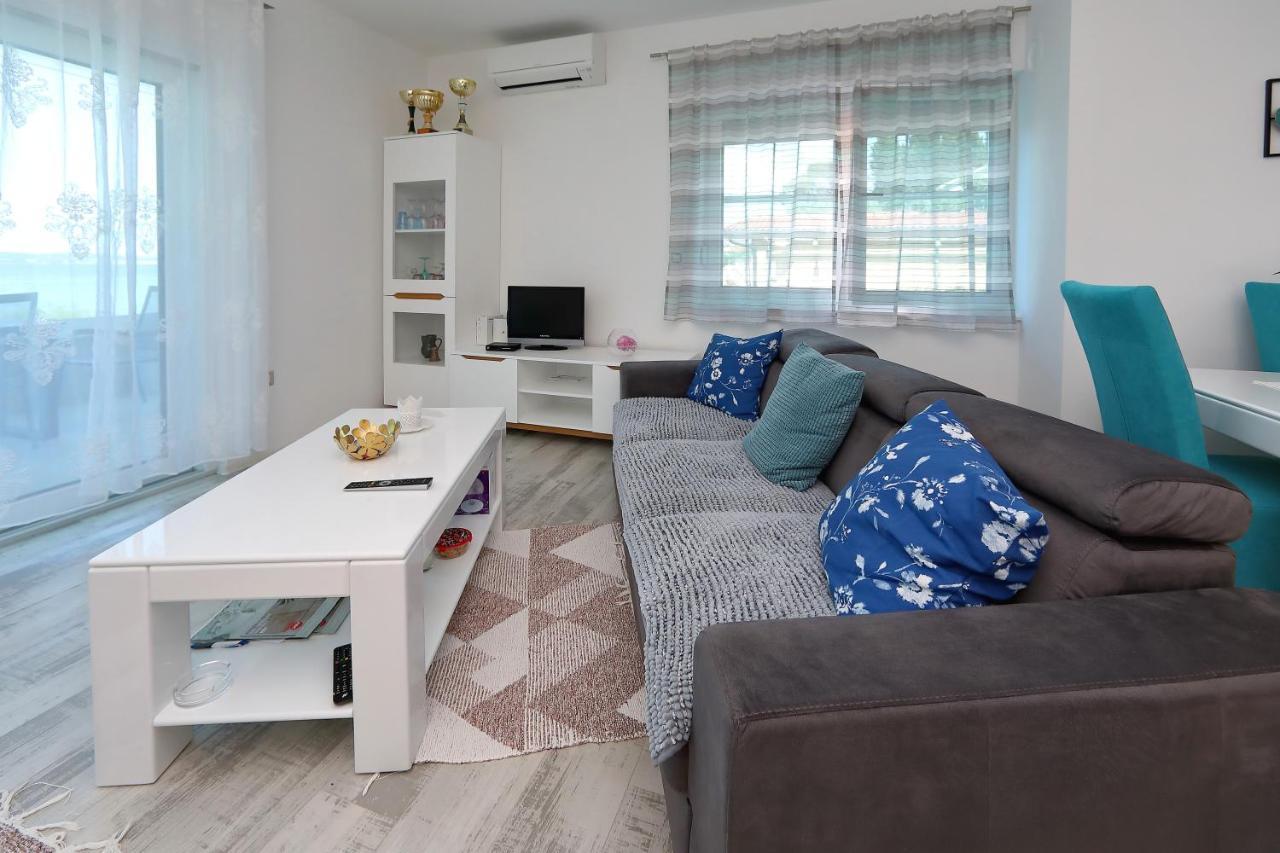 Apartmani Marina S Pogledom, Sukošan Εξωτερικό φωτογραφία