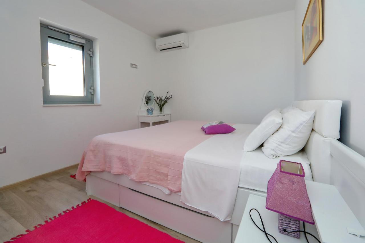 Apartmani Marina S Pogledom, Sukošan Εξωτερικό φωτογραφία