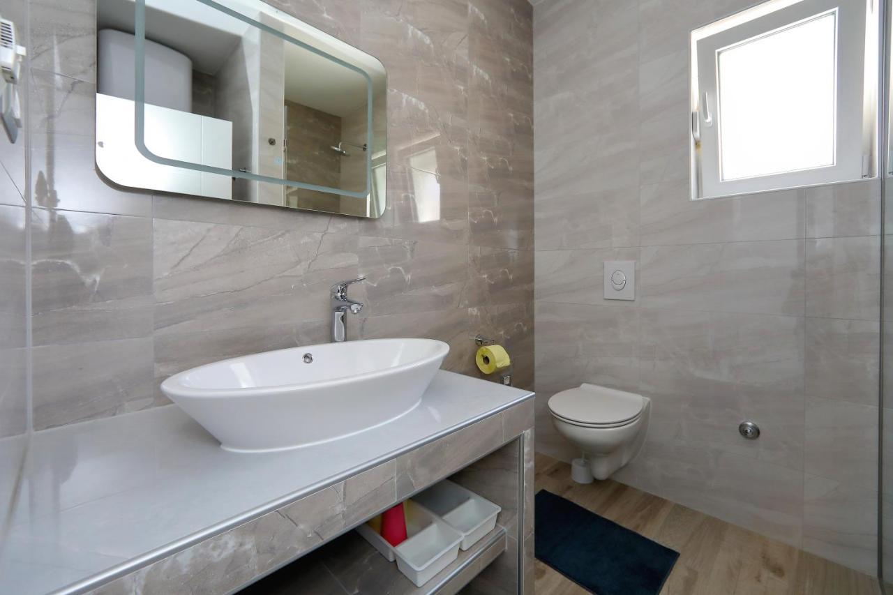 Apartmani Marina S Pogledom, Sukošan Εξωτερικό φωτογραφία