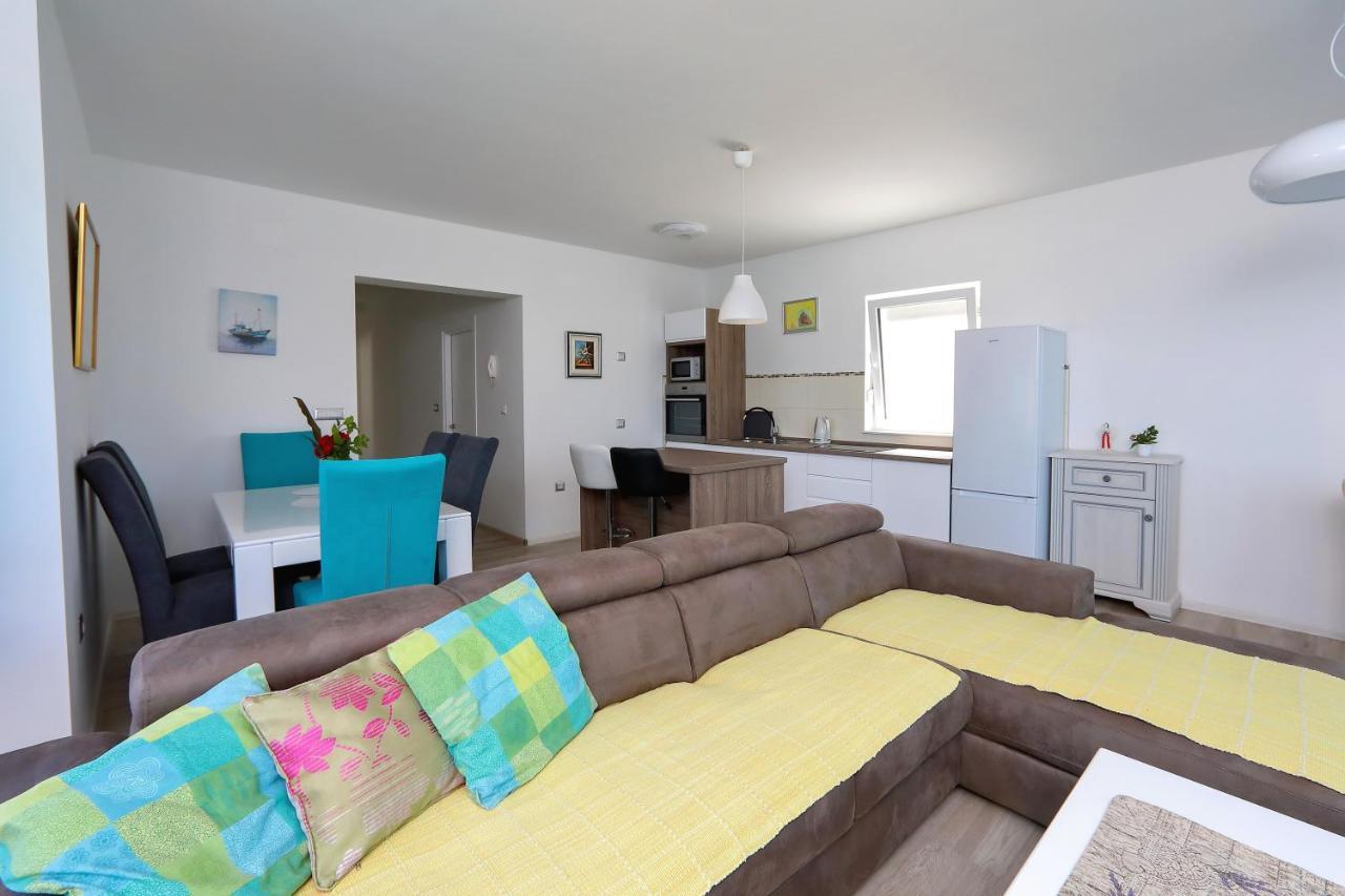 Apartmani Marina S Pogledom, Sukošan Εξωτερικό φωτογραφία